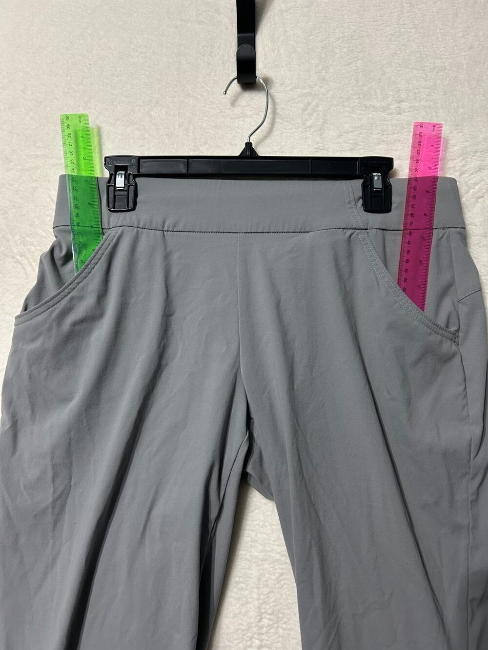 Columbia Omni Shield Womens L Gray Nylon Jogger Hiking Pants Drawstring Cuffs